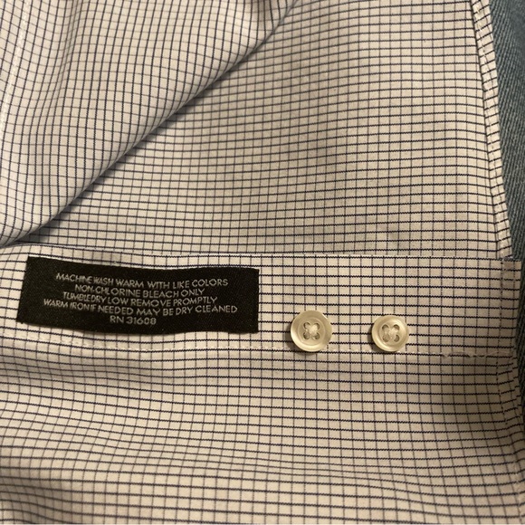 Jos A Bank Traveler's Collection, Long sleeve, Tailored fit, size 16-34 - Picture 10 of 10